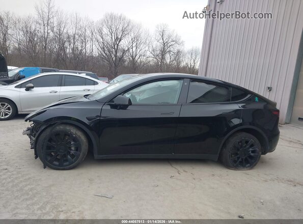 7SAYGDEE1NA007512 2022 TESLA MODEL Y Black უკანა სალონის ხედი