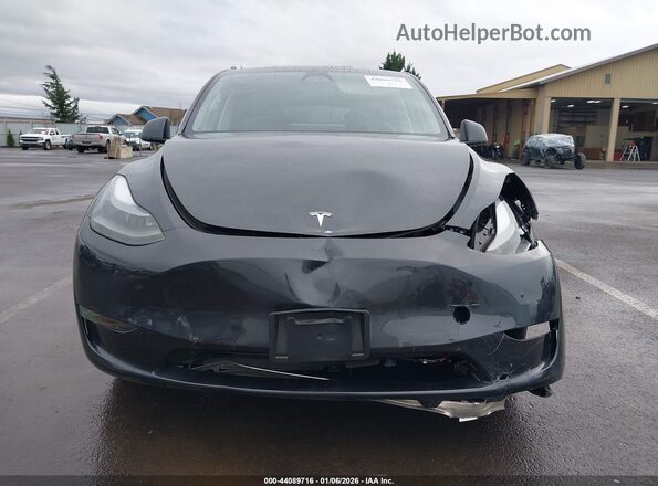 7SAYGDEE3RF064576 2024 TESLA MODEL Y Gray Вид щитка приладів
