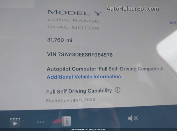 7SAYGDEE3RF064576 2024 TESLA MODEL Y Gray 