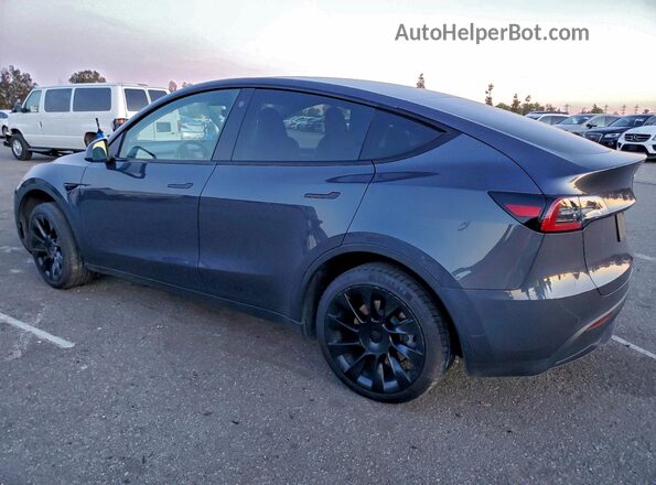 7SAYGDEE8PA129626 2023 TESLA MODEL Silver Rear left