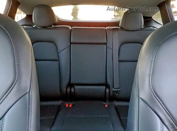 7SAYGDEE8PA129626 2023 TESLA MODEL Silver Rear seats view