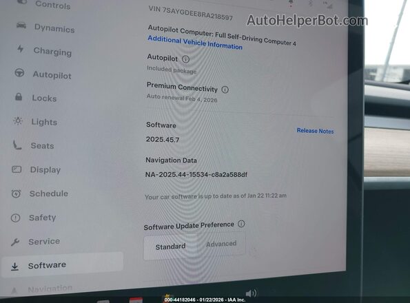 7SAYGDEE8RA218597 2024 TESLA MODEL Y White 
