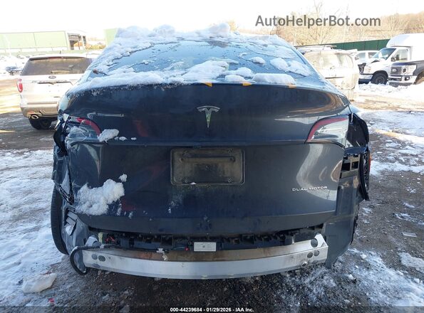 7SAYGDEE8SA367257 2025 TESLA MODEL Y Gray 