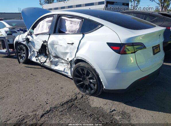 7SAYGDEE9RA222562 2024 TESLA MODEL Y Белый Задняя левая четверть