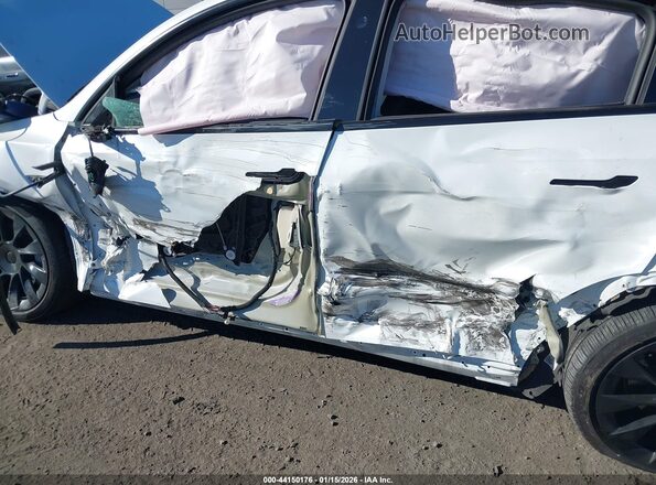 7SAYGDEE9RA222562 2024 TESLA MODEL Y Белый Панорамный вид салона 360°