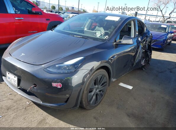 7SAYGDEE9RF114574 2024 TESLA MODEL Y Gray 