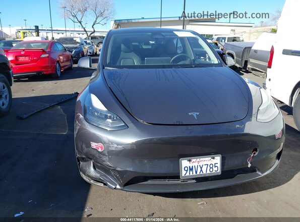 7SAYGDEE9RF114574 2024 TESLA MODEL Y Gray 