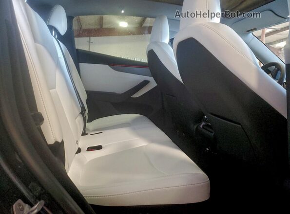 7SAYGDEE9TA414698 2026 TESLA MODEL Gray უკანა სავარძლების ხედი