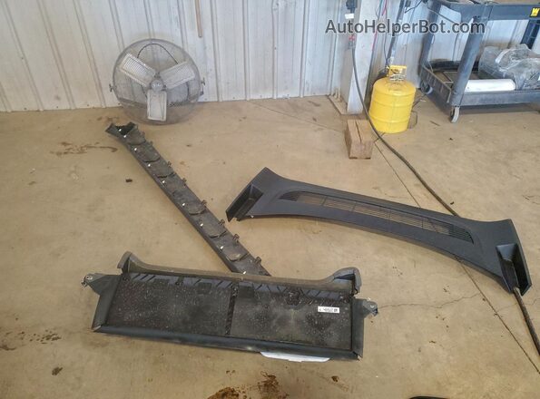 7SAYGDEE9TA414698 2026 TESLA MODEL Gray ძრავის განყოფილების ხედი