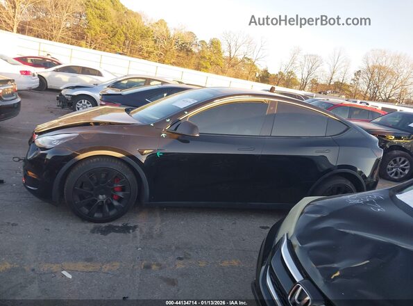 7SAYGDEEXNF321503 2022 TESLA MODEL Y Black Вид задньої частини салону