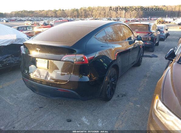 7SAYGDEEXNF321503 2022 TESLA MODEL Y Black Задня права чверть