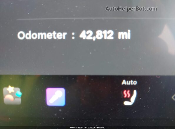 7SAYGDEEXNF574398 2022 TESLA MODEL Y Blue 