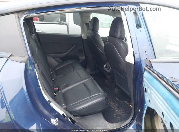 7SAYGDEEXNF574398 2022 TESLA MODEL Y Blue VIN sticker view