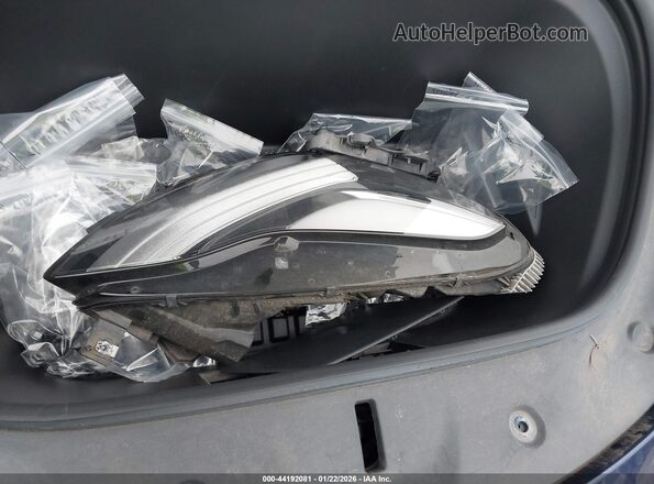 7SAYGDEEXNF574398 2022 TESLA MODEL Y Blue Instrument cluster view