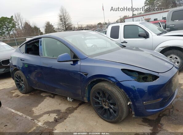 7SAYGDEEXNF574398 2022 TESLA MODEL Y Blue 360 interior view