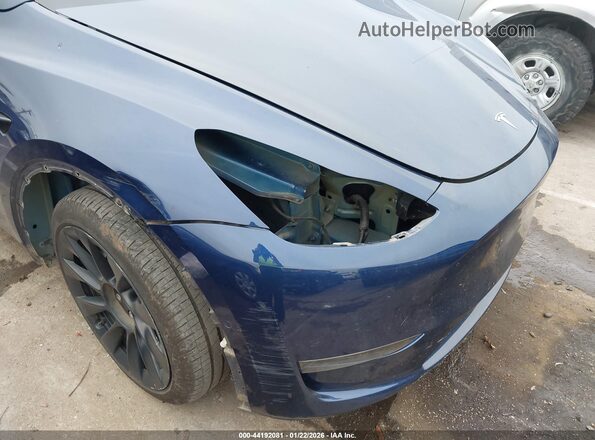 7SAYGDEEXNF574398 2022 TESLA MODEL Y Blue 