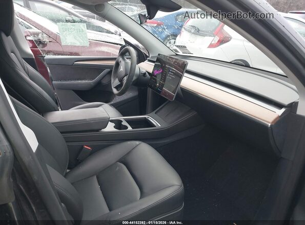 7SAYGDEEXSF288627 2025 TESLA MODEL Y Серый 