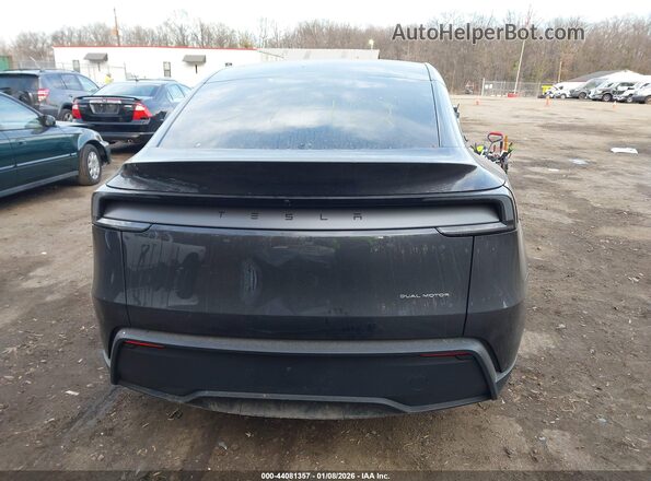 7SAYGDEEXTA582530 2026 TESLA MODEL Y Серый 