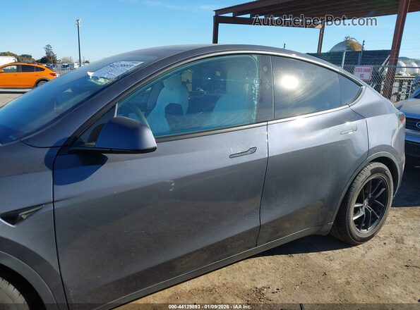 7SAYGDEF7NF459170 2022 TESLA MODEL Y Gray 
