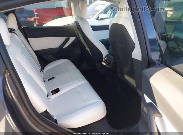 7SAYGDEF7NF459170 2022 TESLA MODEL Y Gray Widok naklejki z numerem VIN