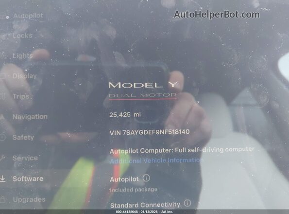 7SAYGDEF9NF518140 2022 TESLA MODEL Y Gray Հետևի նստատեղերի տեսք