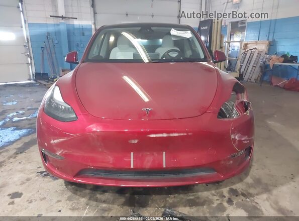 7SAYGDEFXSA352414 2025 TESLA MODEL Y Red ხელსაწყოთა პანელის ხედი