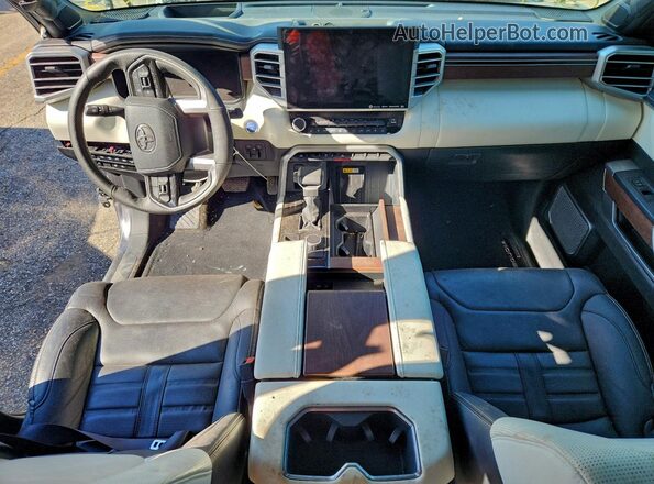 7SVAAABA9PX009624 2023 TOYOTA SEQUOIA Серый Вид панели приборов