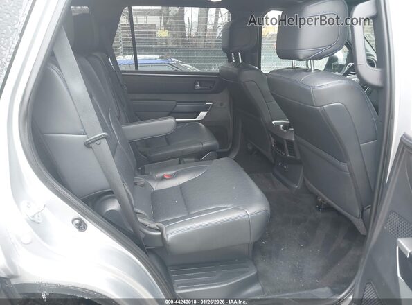 7SVAAABA9RX028385 2024 TOYOTA SEQUOIA Gray VIN კოდის სტიკერის ხედი
