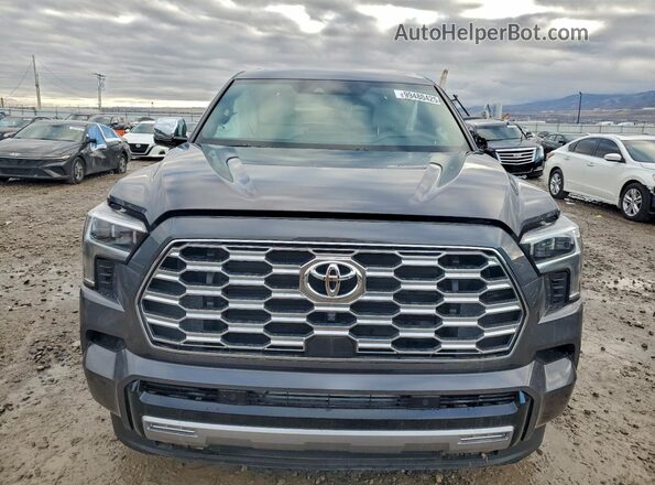 7SVAAABA9SX056581 2025 TOYOTA SEQUOIA Gray Դիմացի տեսք