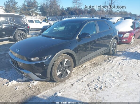 7YAKM4DA5SY005229 2025 HYUNDAI IONIQ 5 Черный Передняя левая четверть