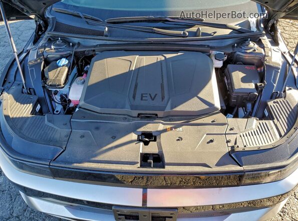 7YAKN4DA2SY019148 2025 HYUNDAI IONIQ Black Vista interior trasera