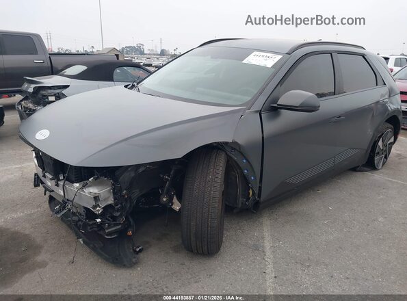 7YAKN4DA3SY032877 2025 HYUNDAI IONIQ 5 Gray წინა მარცხენა ხედი სამი მეოთხედიდან
