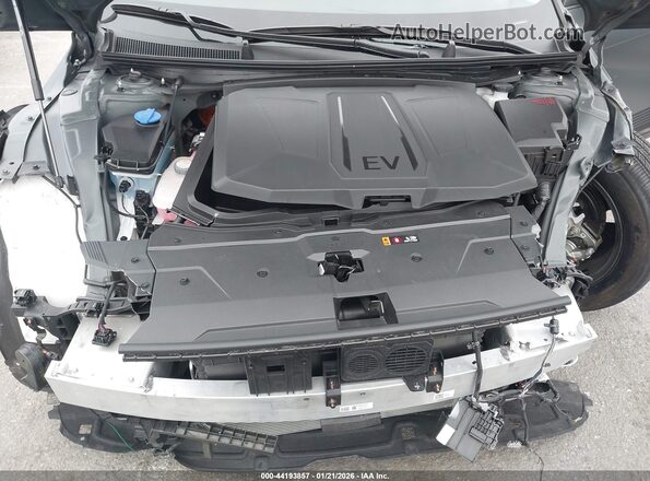 7YAKN4DA3SY032877 2025 HYUNDAI IONIQ 5 Gray უკანა ხედი