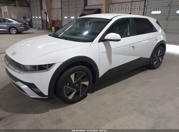 7YAKN4DA4TY041931 2026 HYUNDAI IONIQ 5 Белый Передняя левая четверть