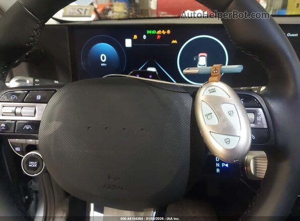 7YAKNDDCXTY049355 2026 HYUNDAI IONIQ 5 Light Blue Widok deski rozdzielczej