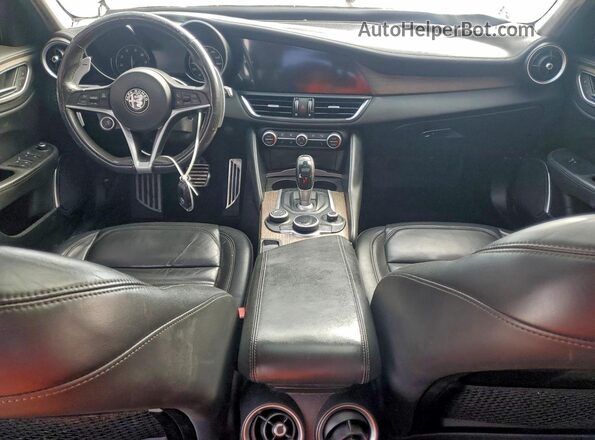 ZARFAECN8J7593343 2018 ALFA ROMEO GIULIA White 
