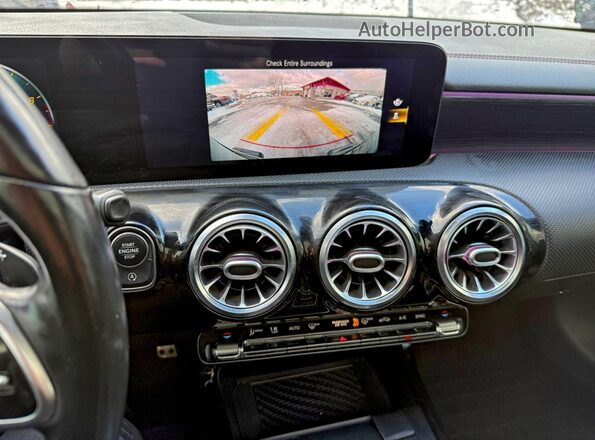 W1K5J4HB1MN180376 2021 MERCEDES-BENZ CLA-CLASS Черный Вид панели приборов