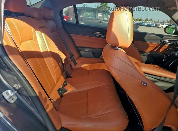 ZARFAMANXK7599319 2019 ALFA ROMEO GIULIA Gray Սալոնի հետևի տեսք
