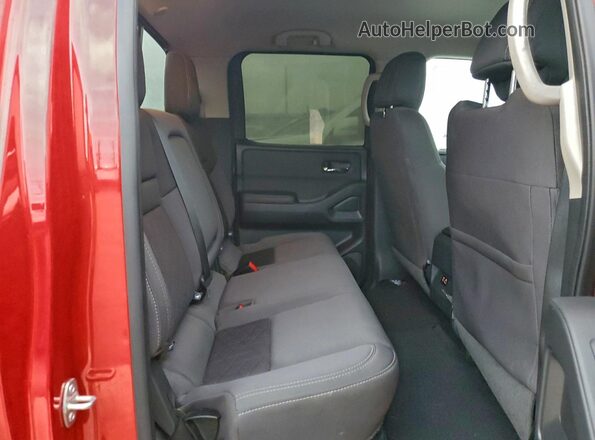 1N6ED1EJ2SN640408 2025 NISSAN FRONTIER Red Widok wnętrza z tyłu