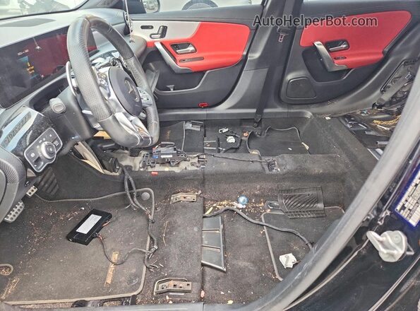 W1K3G5BB9LJ215675 2020 MERCEDES-BENZ A Black 