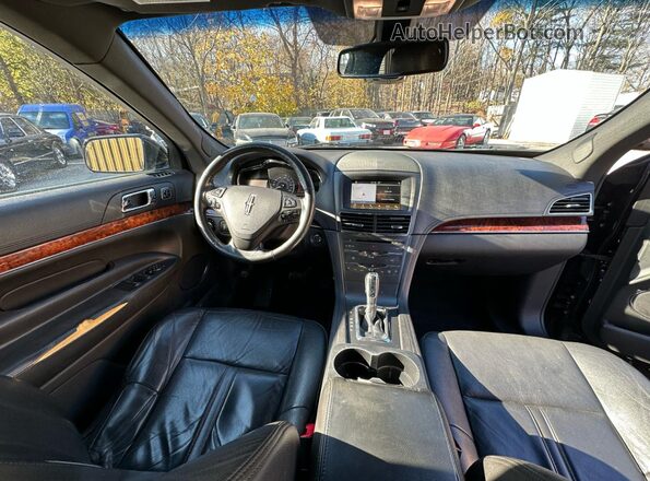 2LMHJ5NK6JBL02688 2018 LINCOLN MKT Black Vista de los asientos traseros
