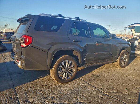 JTEVA5BR9S5055544 2025 TOYOTA 4RUNNER Серый 