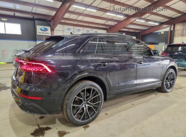 WA1EVAF12MD022460 2021 AUDI Q8 Black Przód prawy