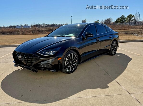 5NPEJ4J22LH027055 2020 HYUNDAI SONATA Black Tył prawy