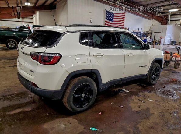 3C4NJDBB4KT690639 2019 JEEP COMPASS White Delantero derecho