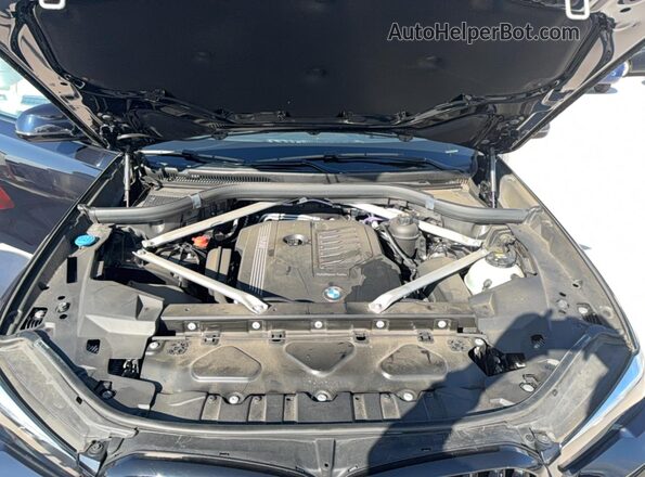 5UXCY6C05N9M64388 2022 BMW X6 Синий Вид панели приборов
