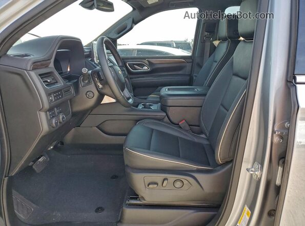 1GNSKCKD9NR243742 2022 CHEVROLET SUBURBAN Silver Вид панелі приладів