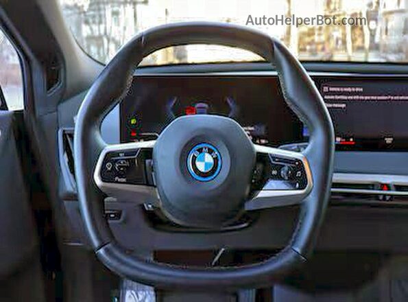 WB533CF00PCM61328 2023 BMW IX Gray Widok wnętrza z przodu