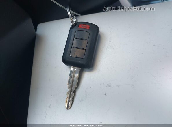 JA32U2FU9GU005735 2016 MITSUBISHI LANCER Серый Вид панели приборов