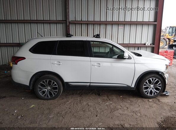 JA4AD3A30GZ014533 2016 MITSUBISHI OUTLANDER White Widok wnętrza 360 stopni